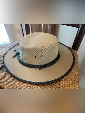 BC Hats Australia Cool as a Breeze Canvas Mesh Sun Hat Tan Size XL